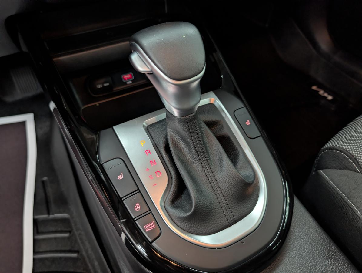 2024 Kia Forte - Image 19