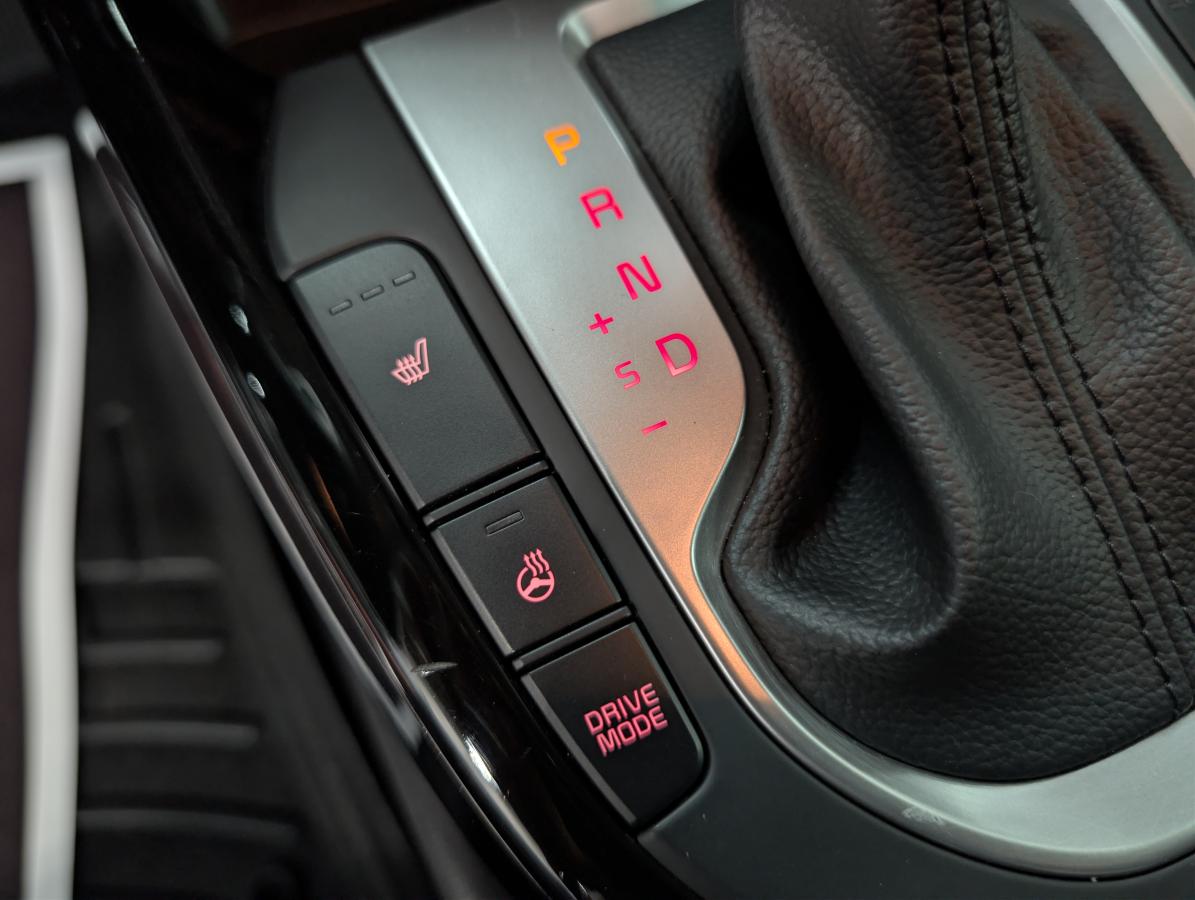 2024 Kia Forte - Image 25
