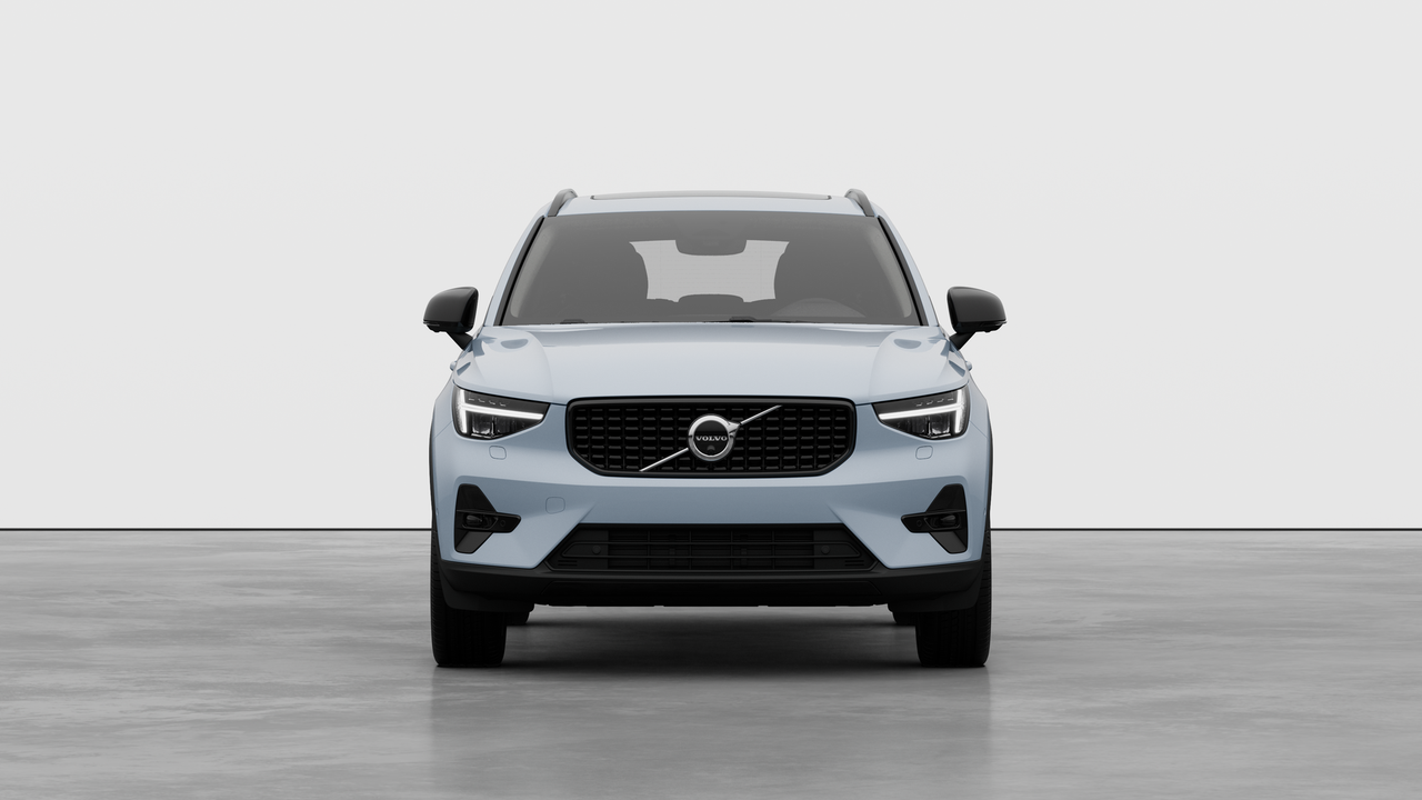 2026 Volvo XC40 - Image 5