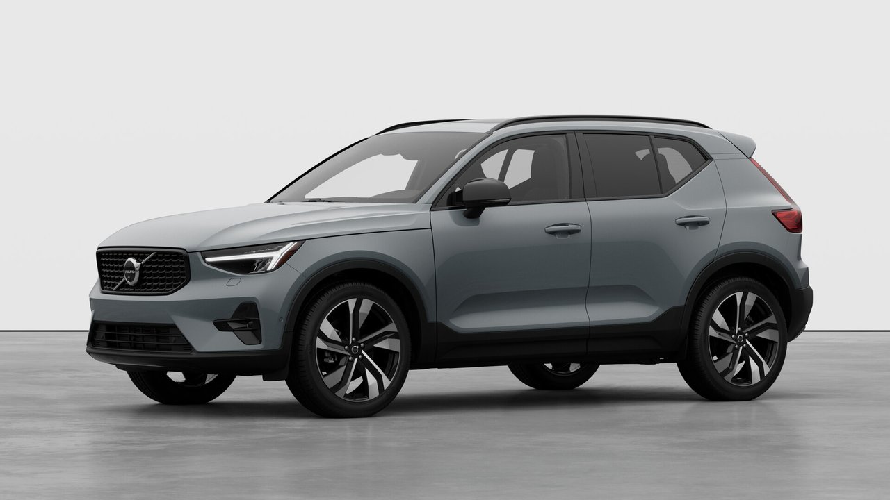 2026 Volvo XC40