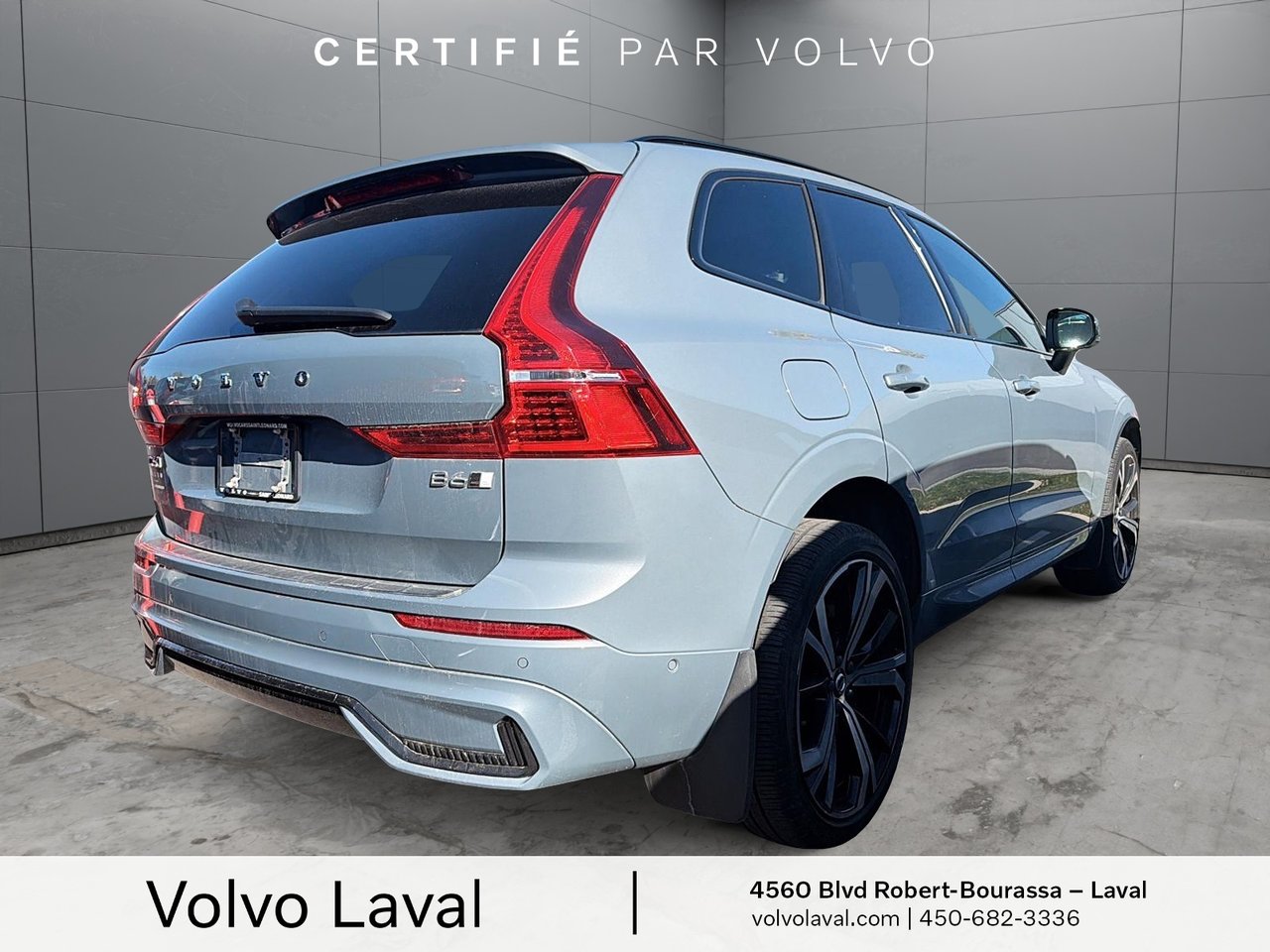 2022 Volvo XC60 - Image 3