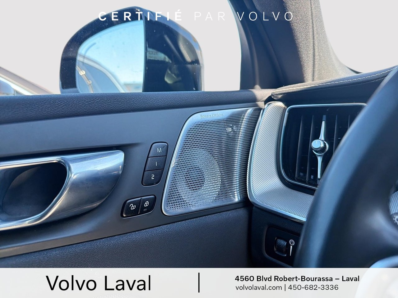2022 Volvo XC60 - Image 10