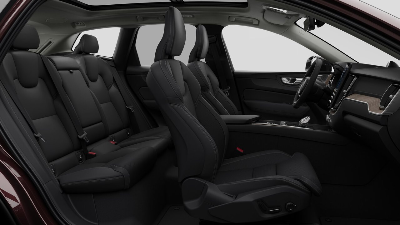 2027 Volvo XC60 - Image 13