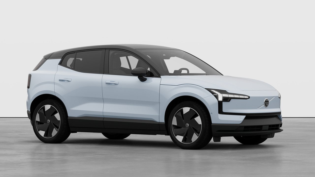 2026 Volvo EX30 - Image 3