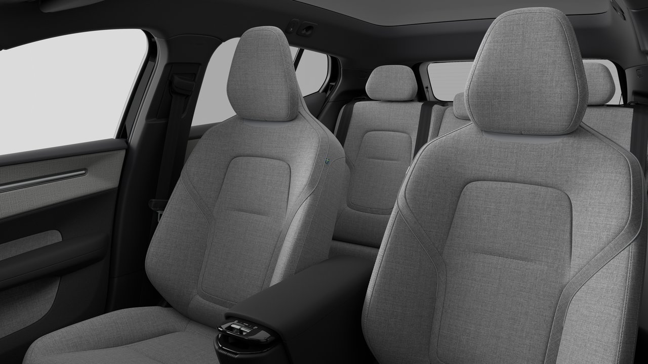 2026 Volvo EX30 - Image 12