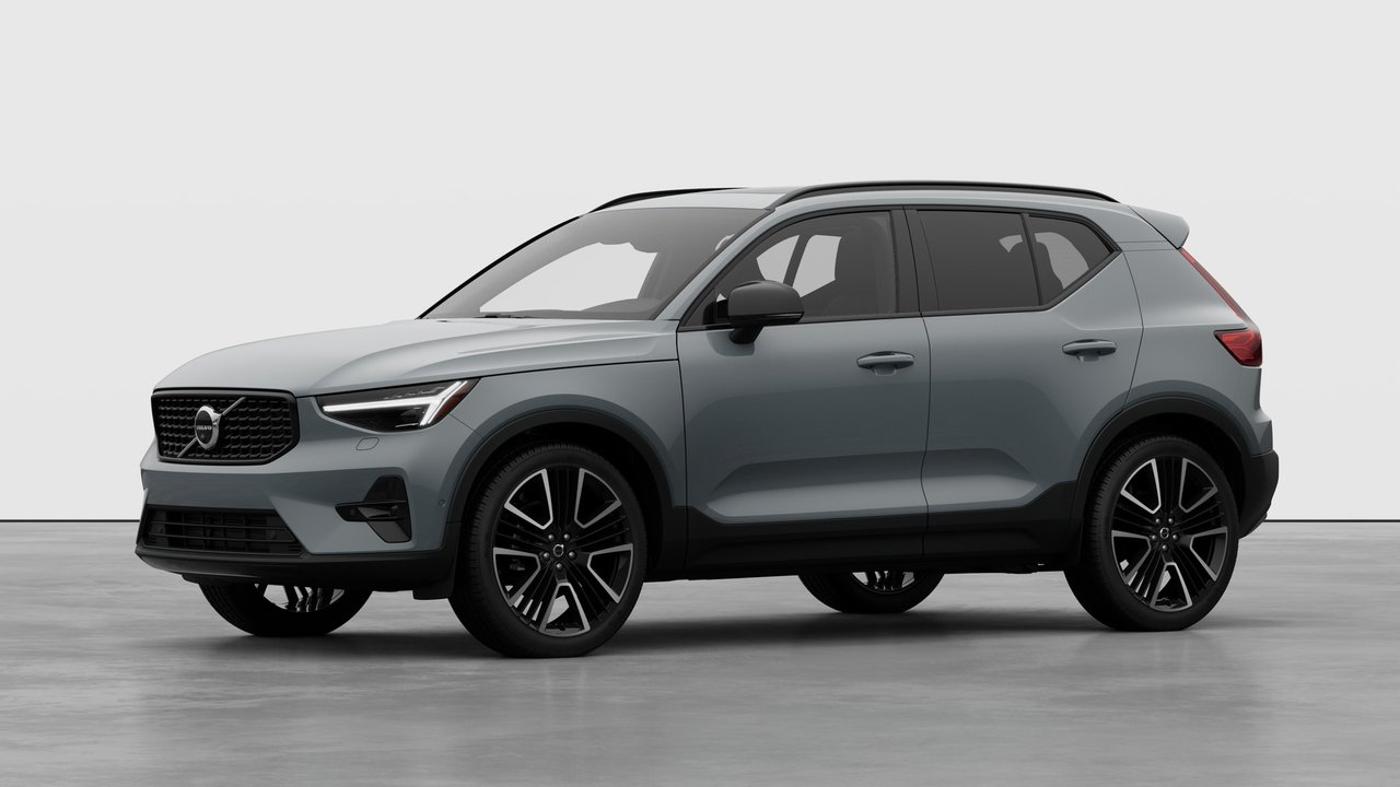 2026 Volvo XC40