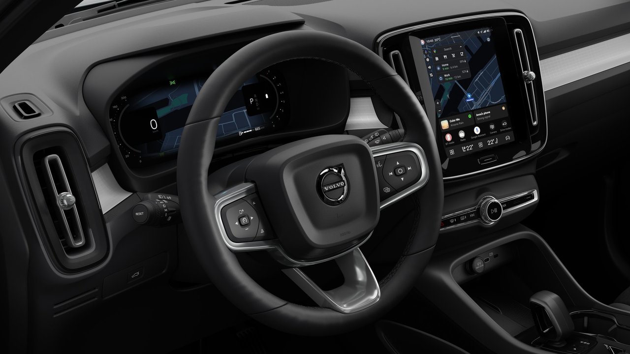 2026 Volvo XC40 - Image 14