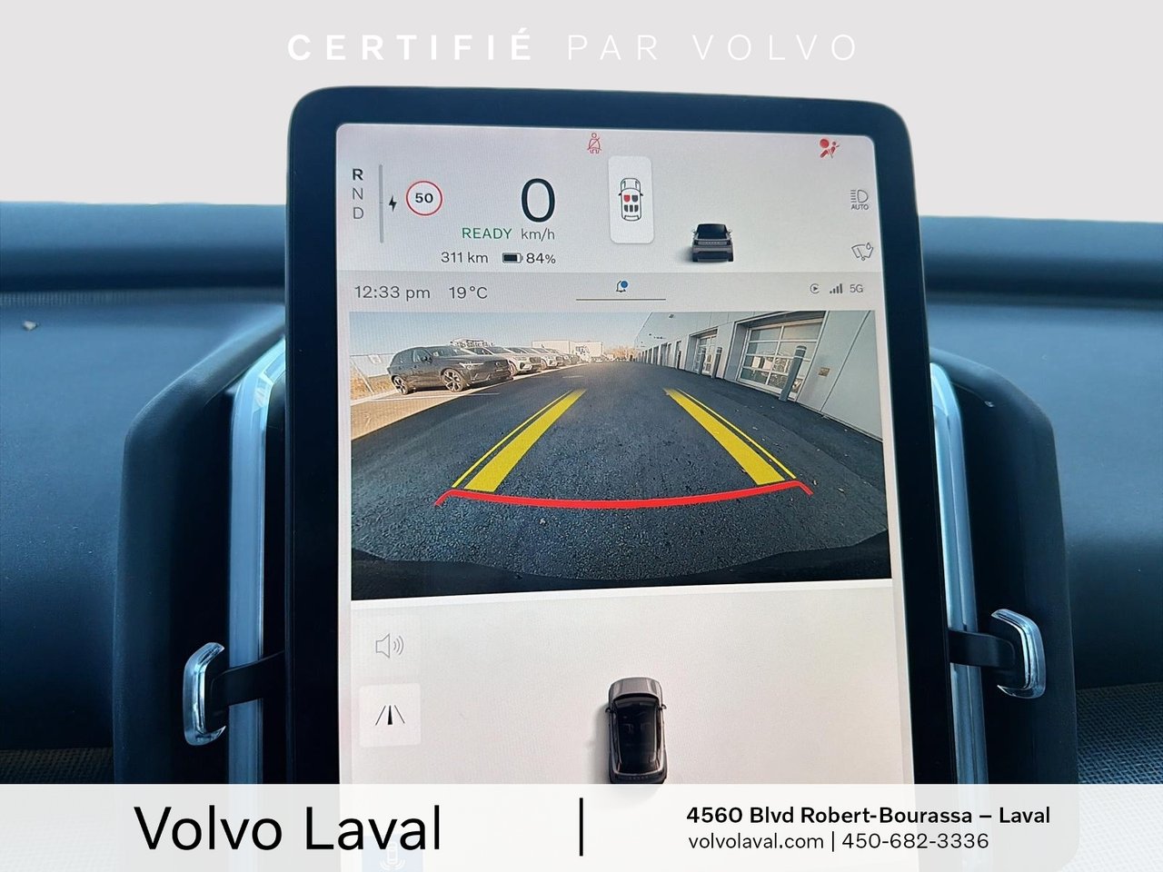 2025 Volvo EX30 - Image 13