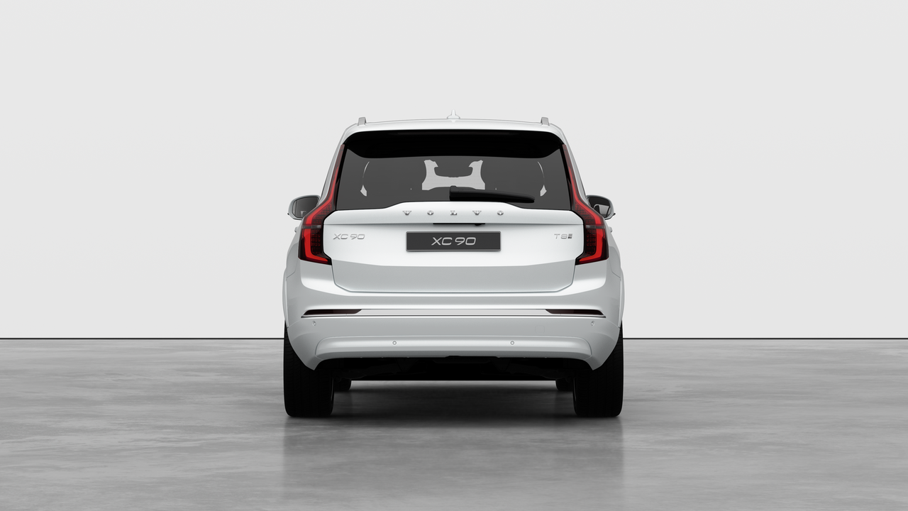 2026 Volvo XC90 Plug-In Hybrid - Image 6
