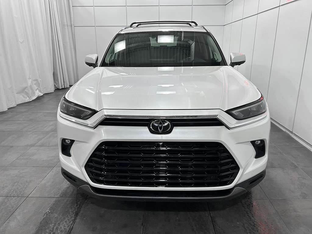 2024 Toyota Grand Highlander - Image 2