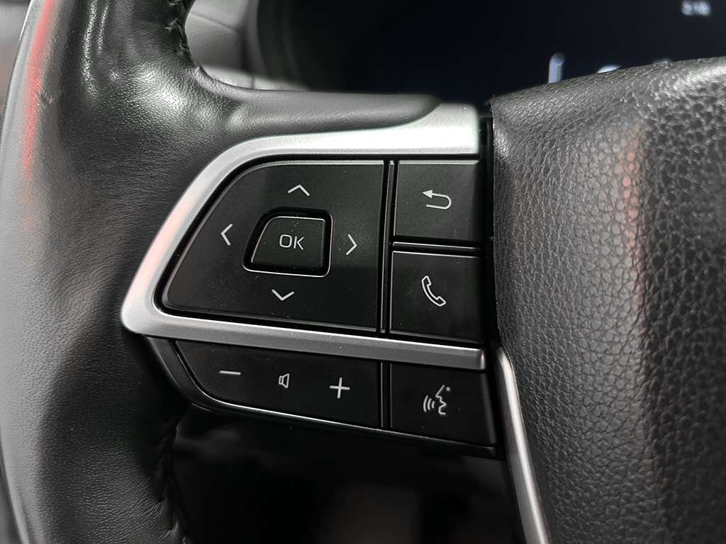 2024 Toyota Grand Highlander - Image 10