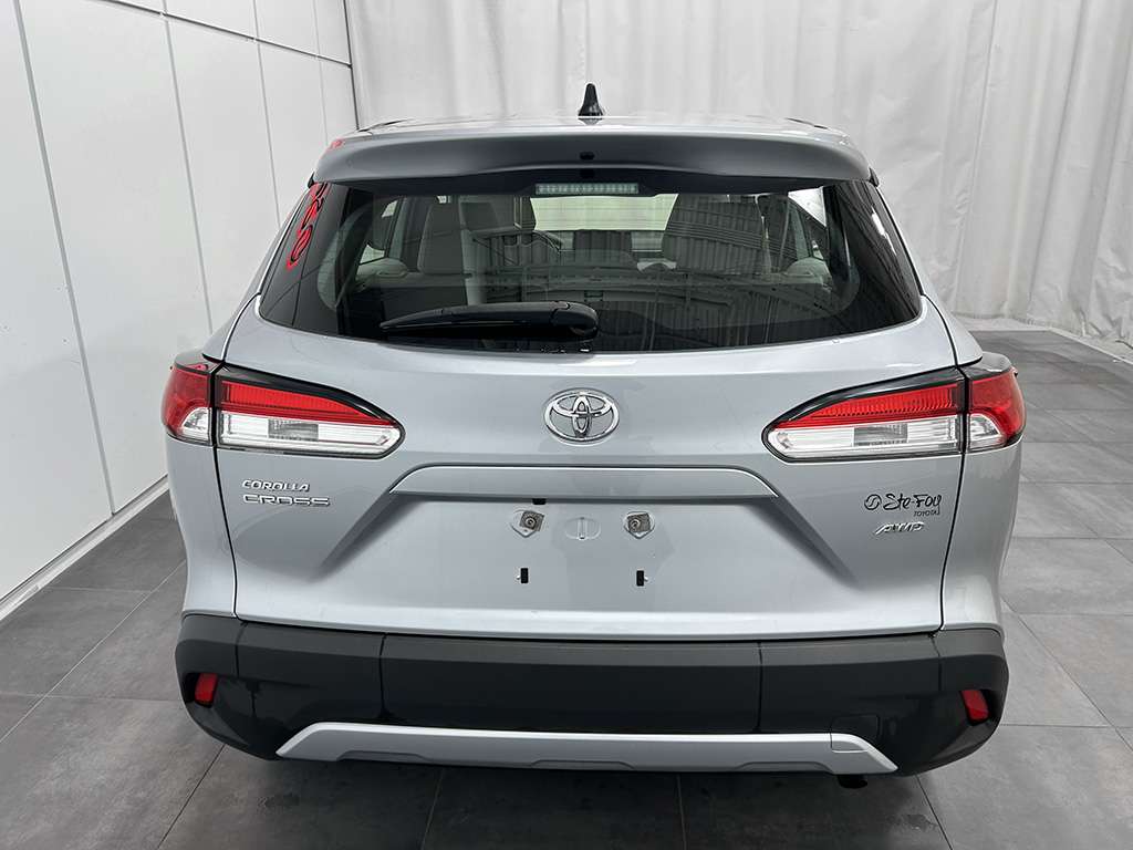 2024 Toyota Corolla Cross - Image 5