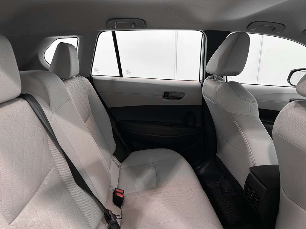 2024 Toyota Corolla Cross - Image 18