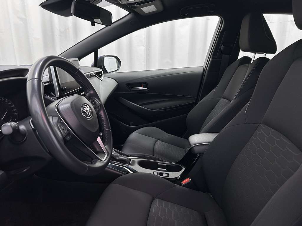 2024 Toyota Corolla Hatchback - Image 15