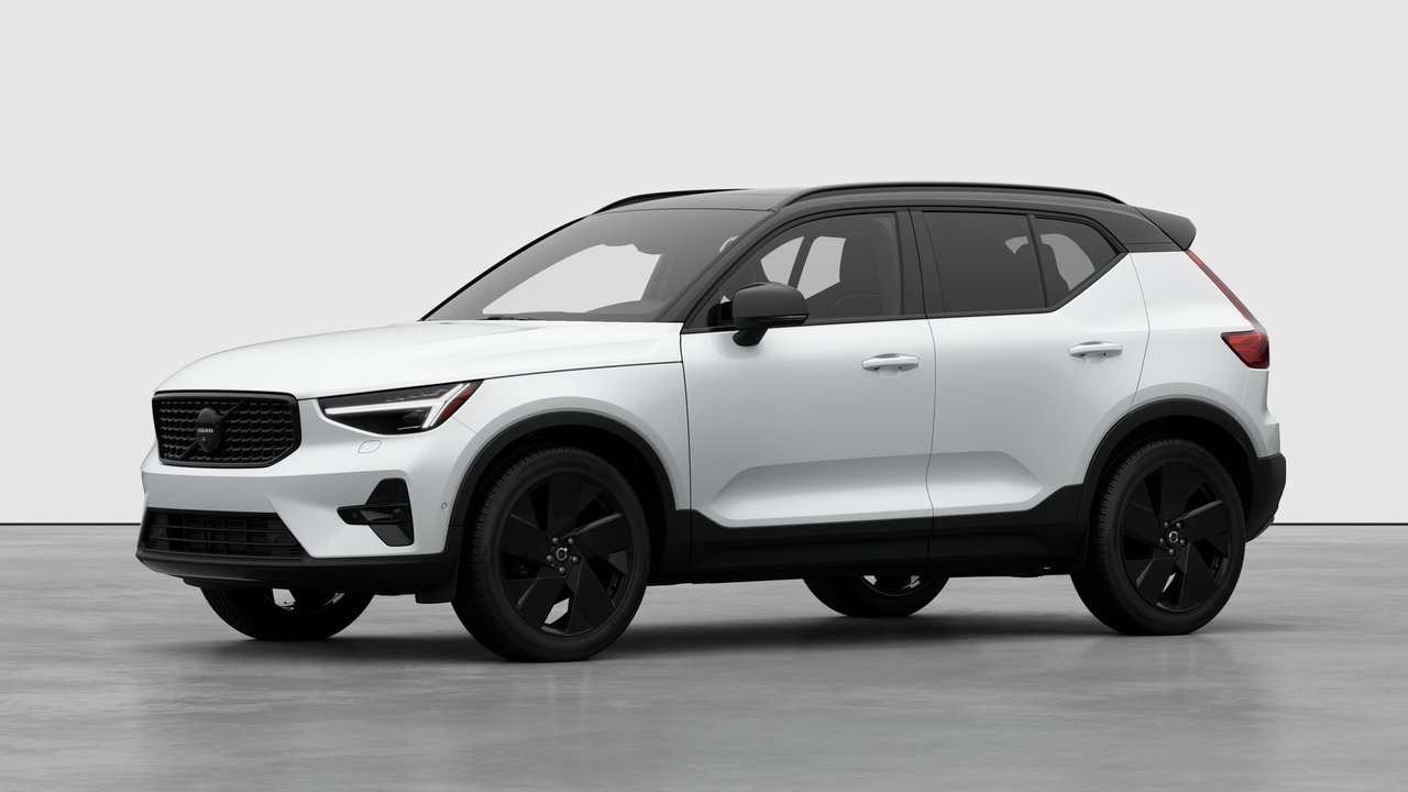 2026 Volvo XC40