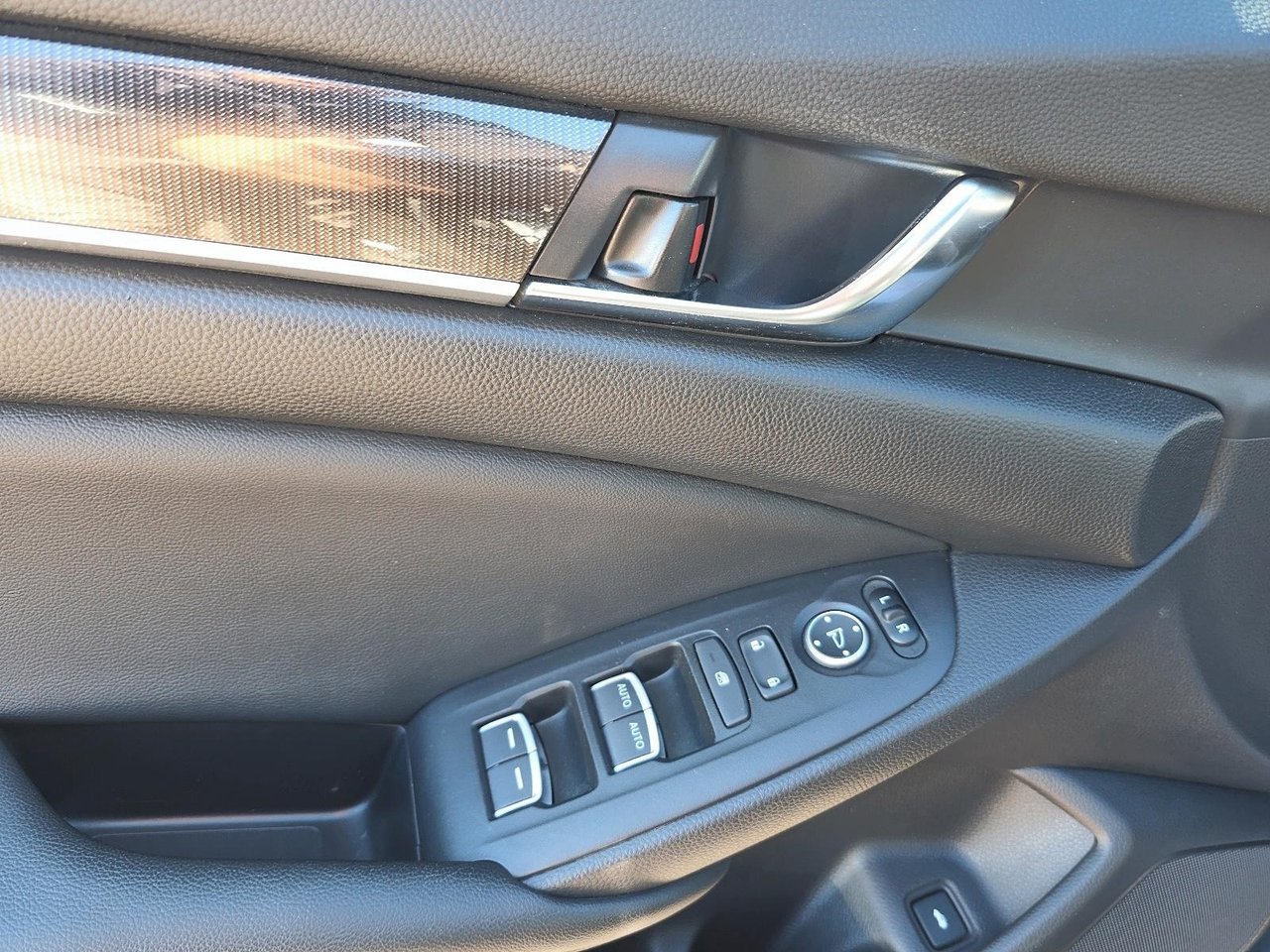 2021 Honda Accord - Image 10