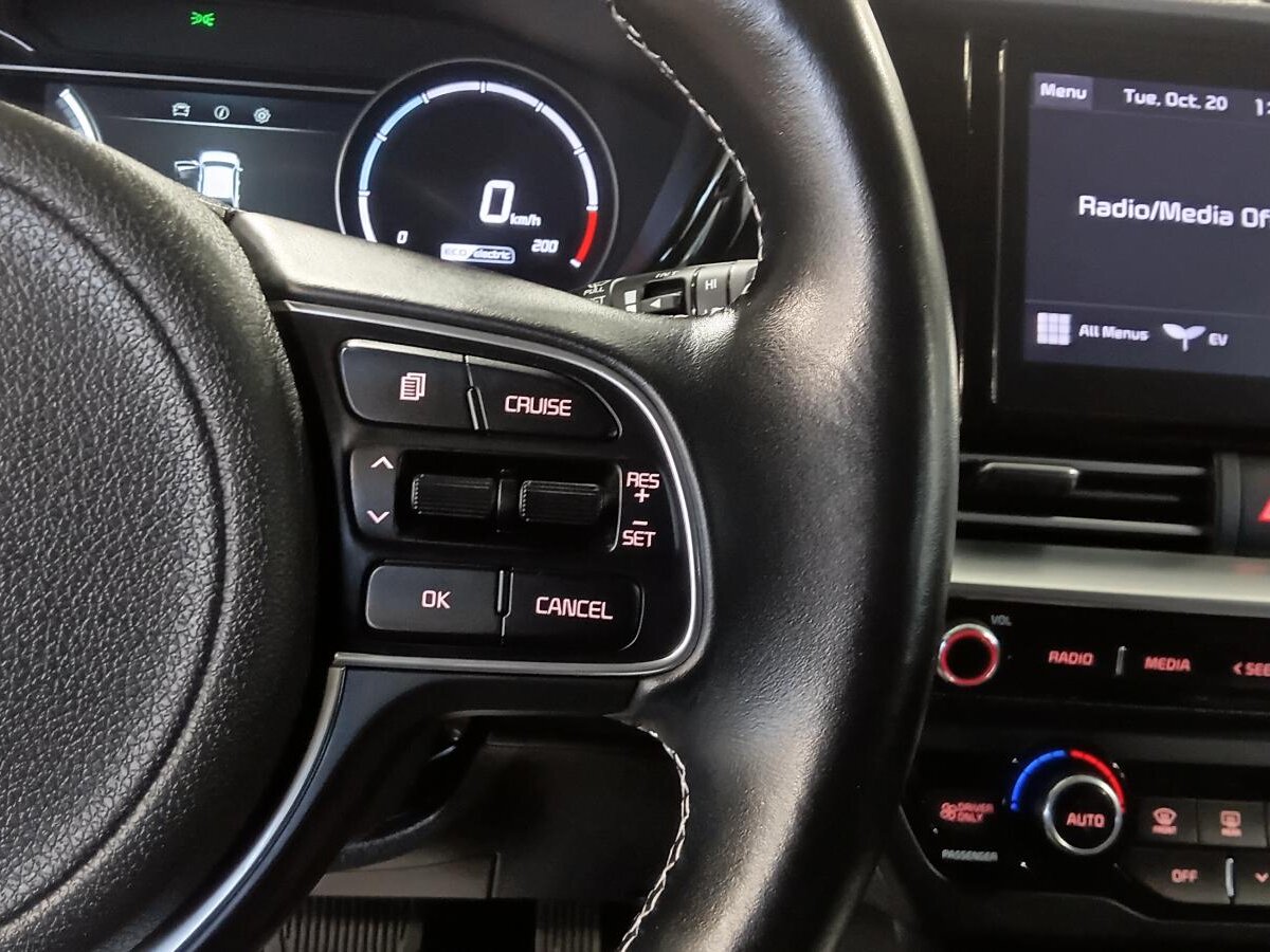 2022 Kia Niro EV - Image 19