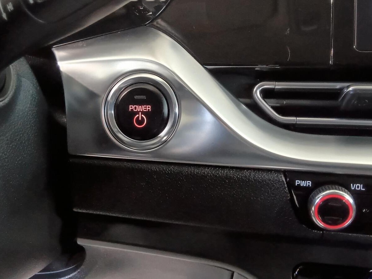 2022 Kia Niro EV - Image 28
