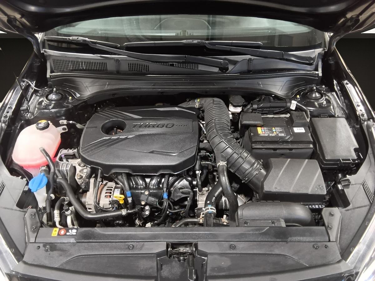 2021 Kia Forte - Image 10