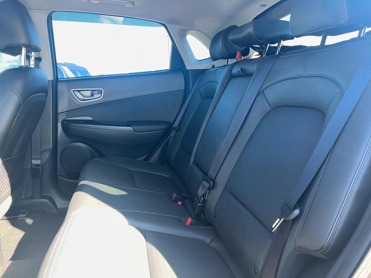 2019 Hyundai Kona Electric - Image 17
