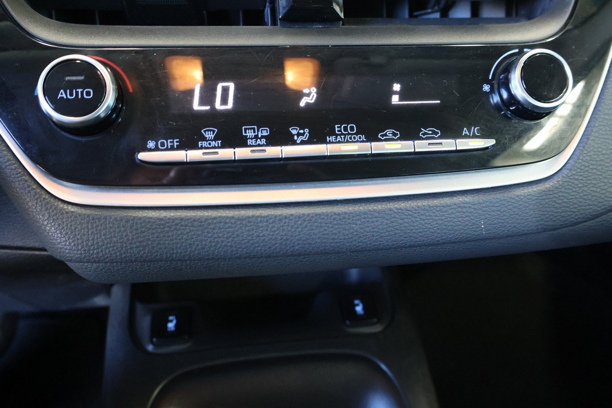 2020 Toyota Corolla - Image 15