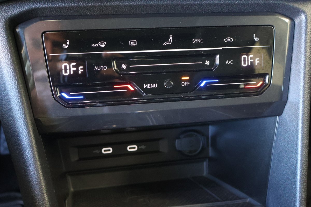 2022 Volkswagen Tiguan - Image 17