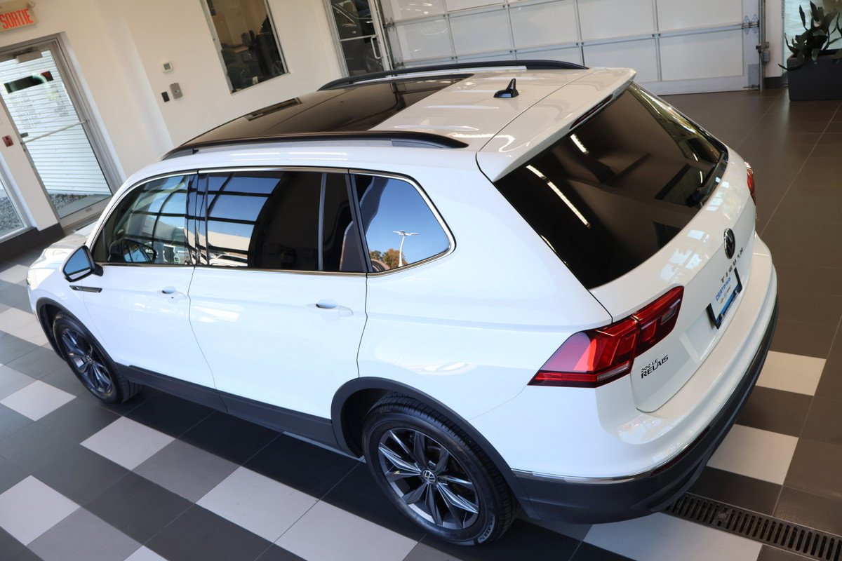 2022 Volkswagen Tiguan - Image 22