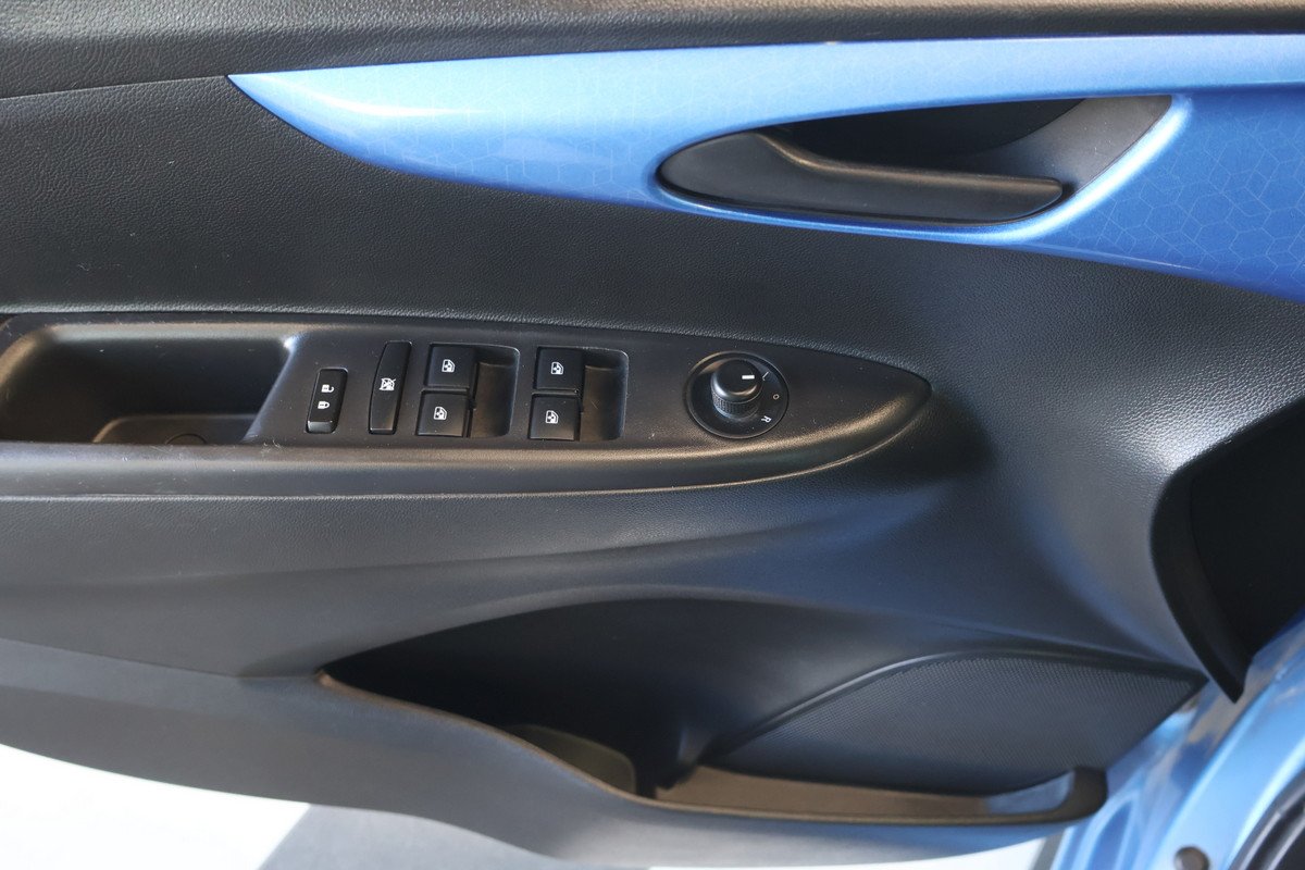 2017 Chevrolet Spark - Image 18
