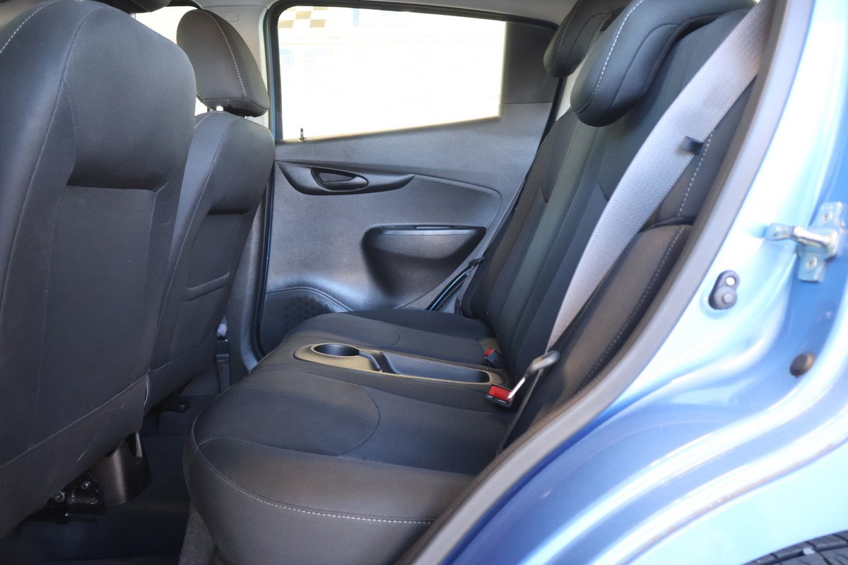 2017 Chevrolet Spark - Image 19