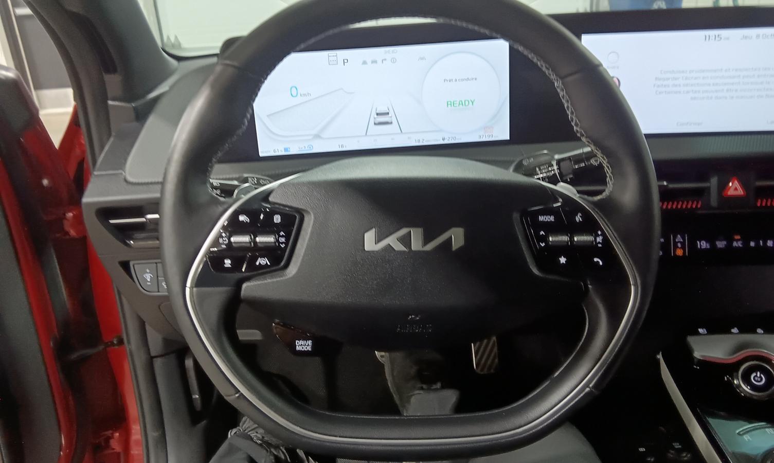 2023 Kia EV6 - Image 15
