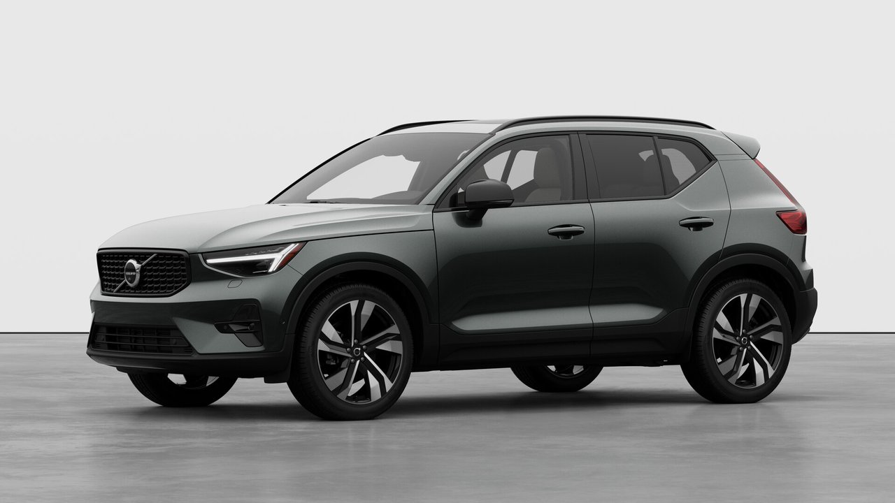 2026 Volvo XC40