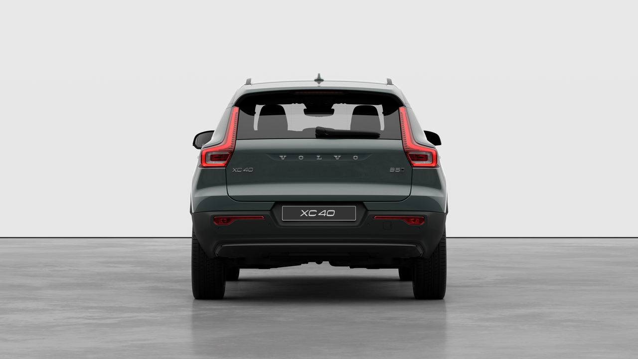 2026 Volvo XC40 - Image 6