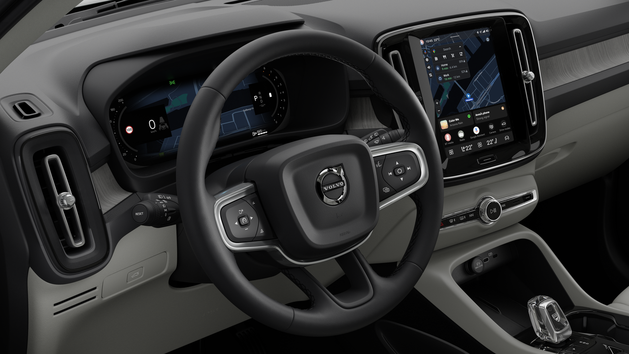 2026 Volvo XC40 - Image 14