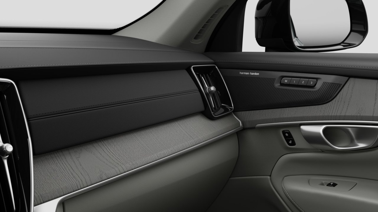 2027 Volvo XC90 Plug-In Hybrid - Image 9