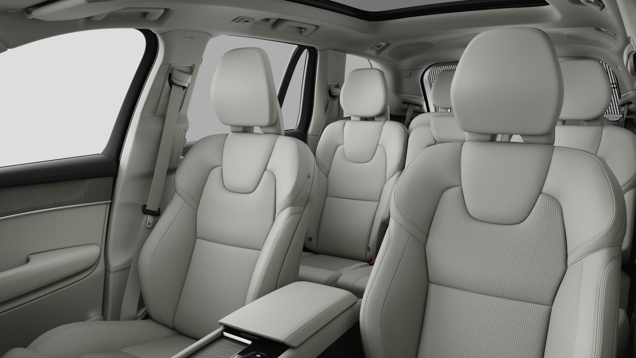 2027 Volvo XC90 Plug-In Hybrid - Image 12