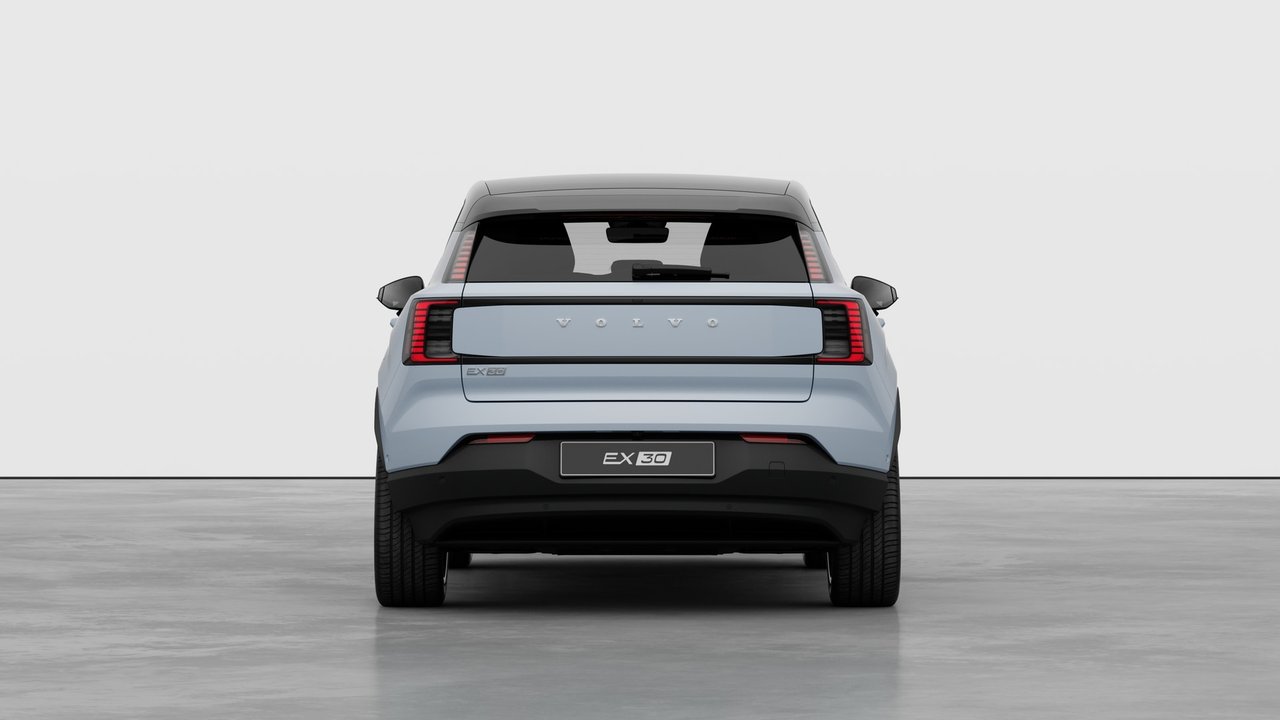 2026 Volvo EX30 - Image 6