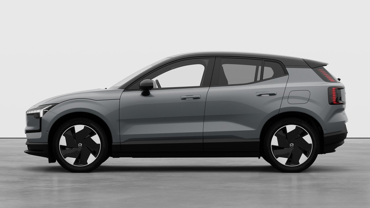 2026 Volvo EX30 - Image 8