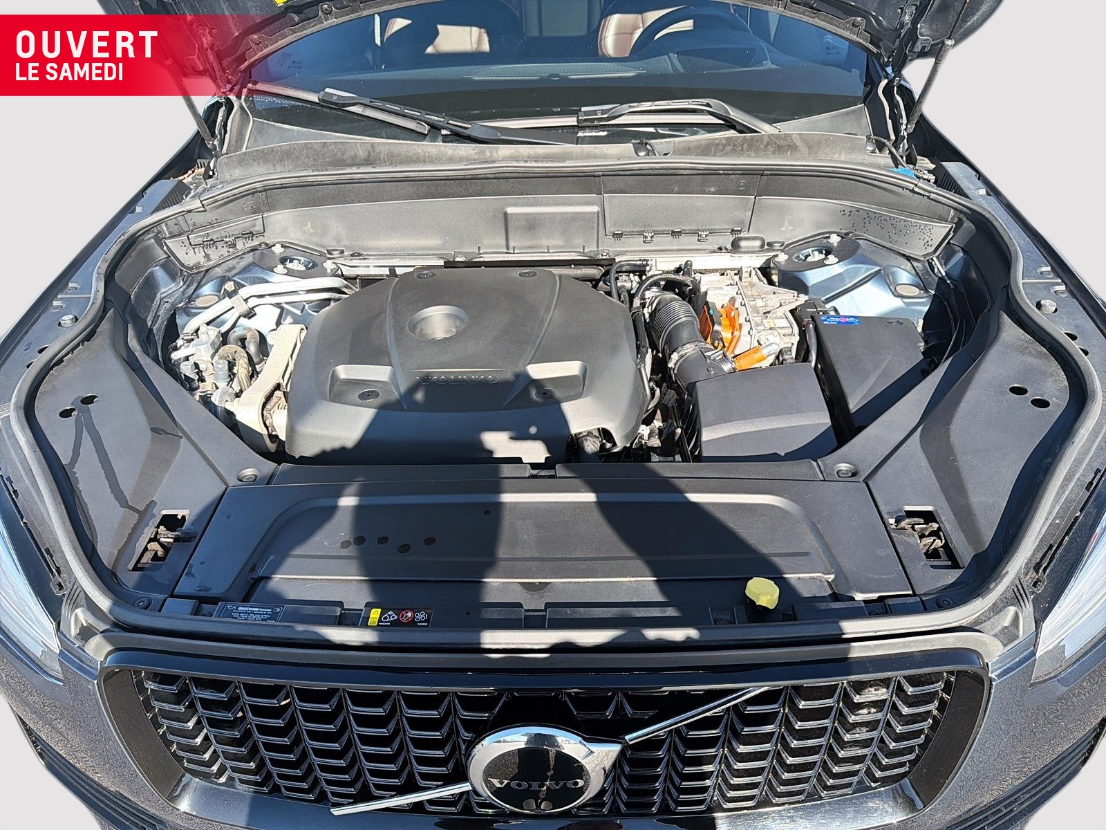 2023 Volvo XC90 - Image 8