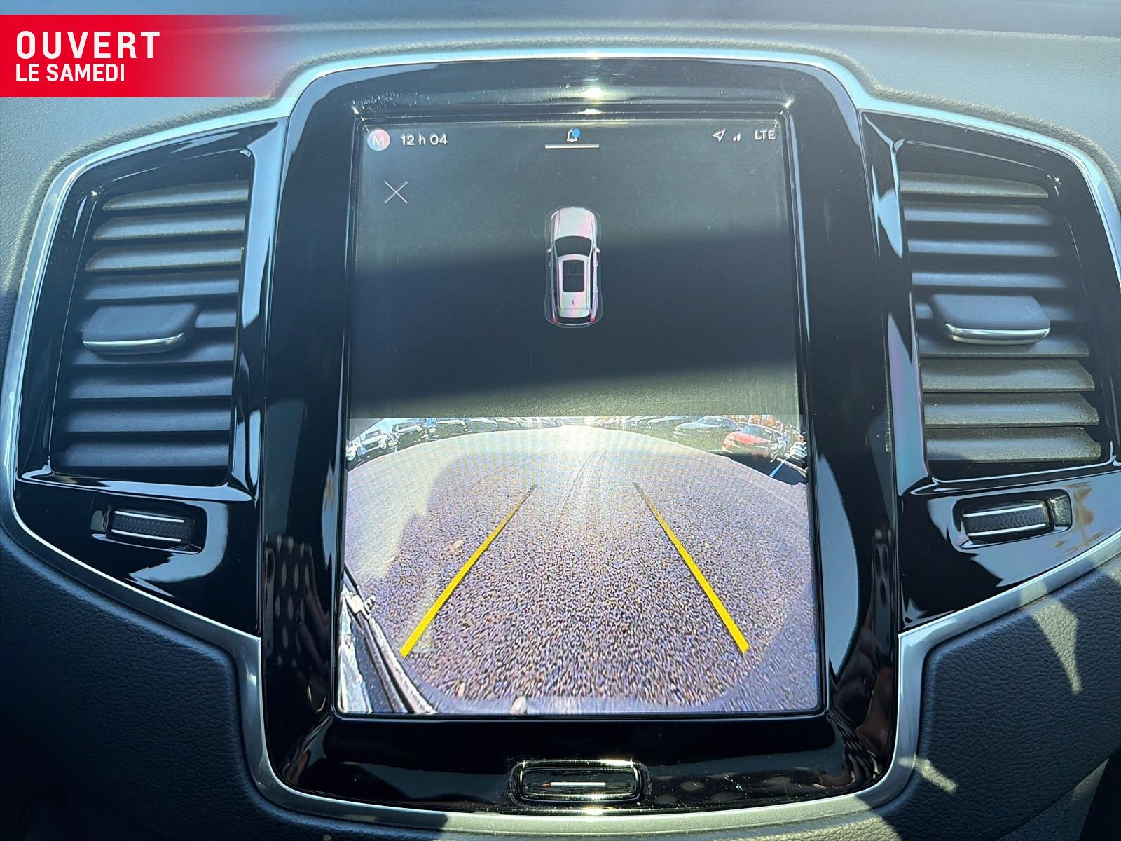 2023 Volvo XC90 - Image 18