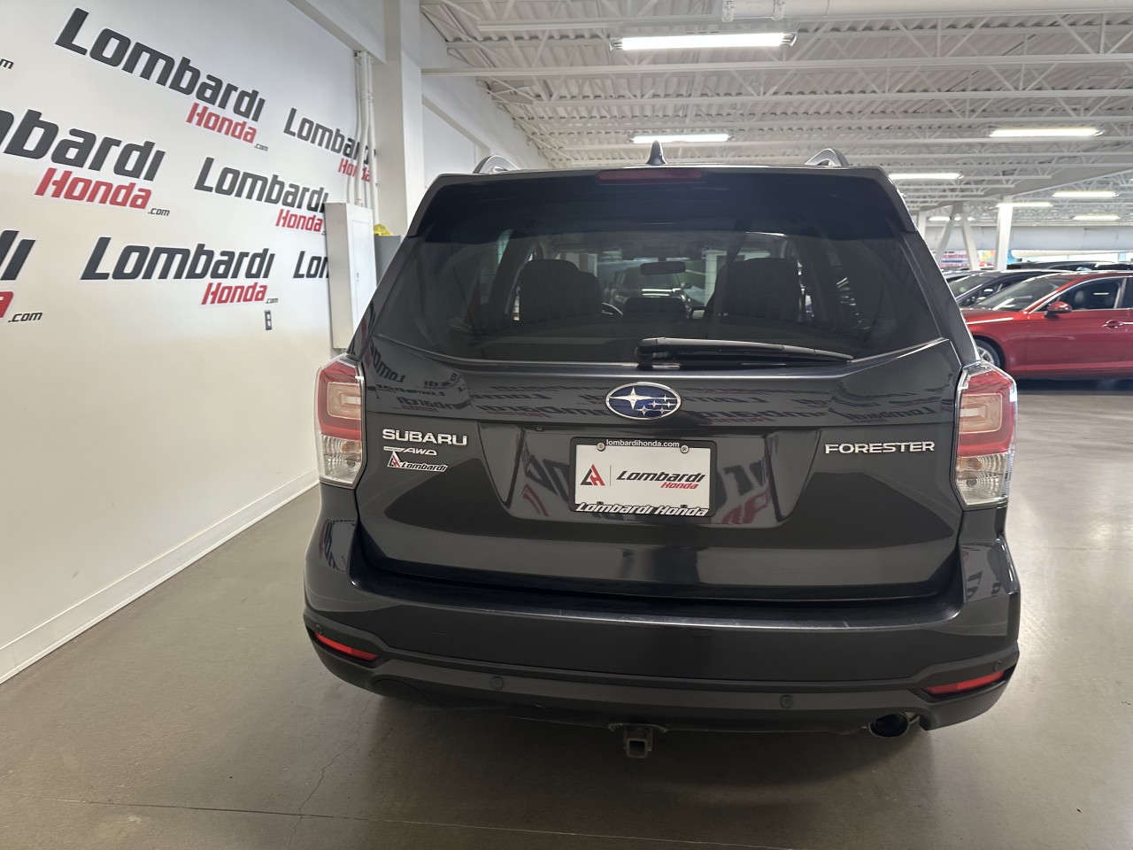 2018 Subaru Forester - Image 12