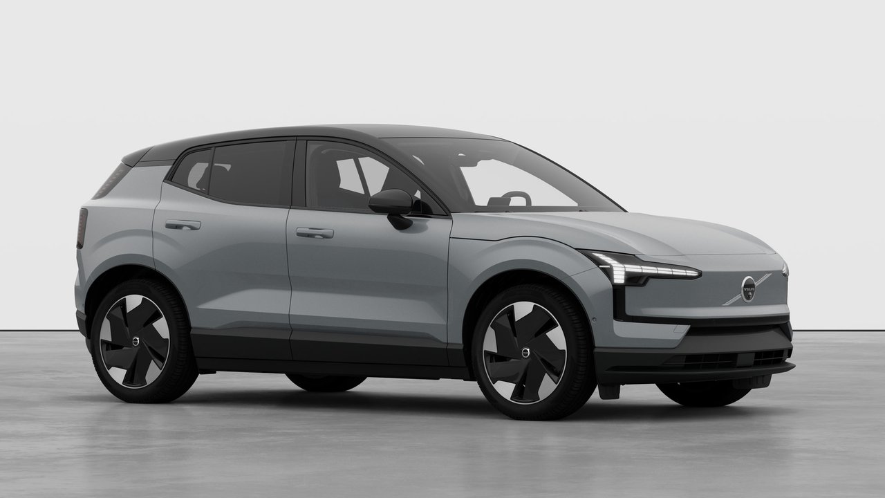 2026 Volvo EX30 - Image 3