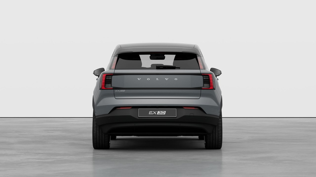 2026 Volvo EX30 - Image 6