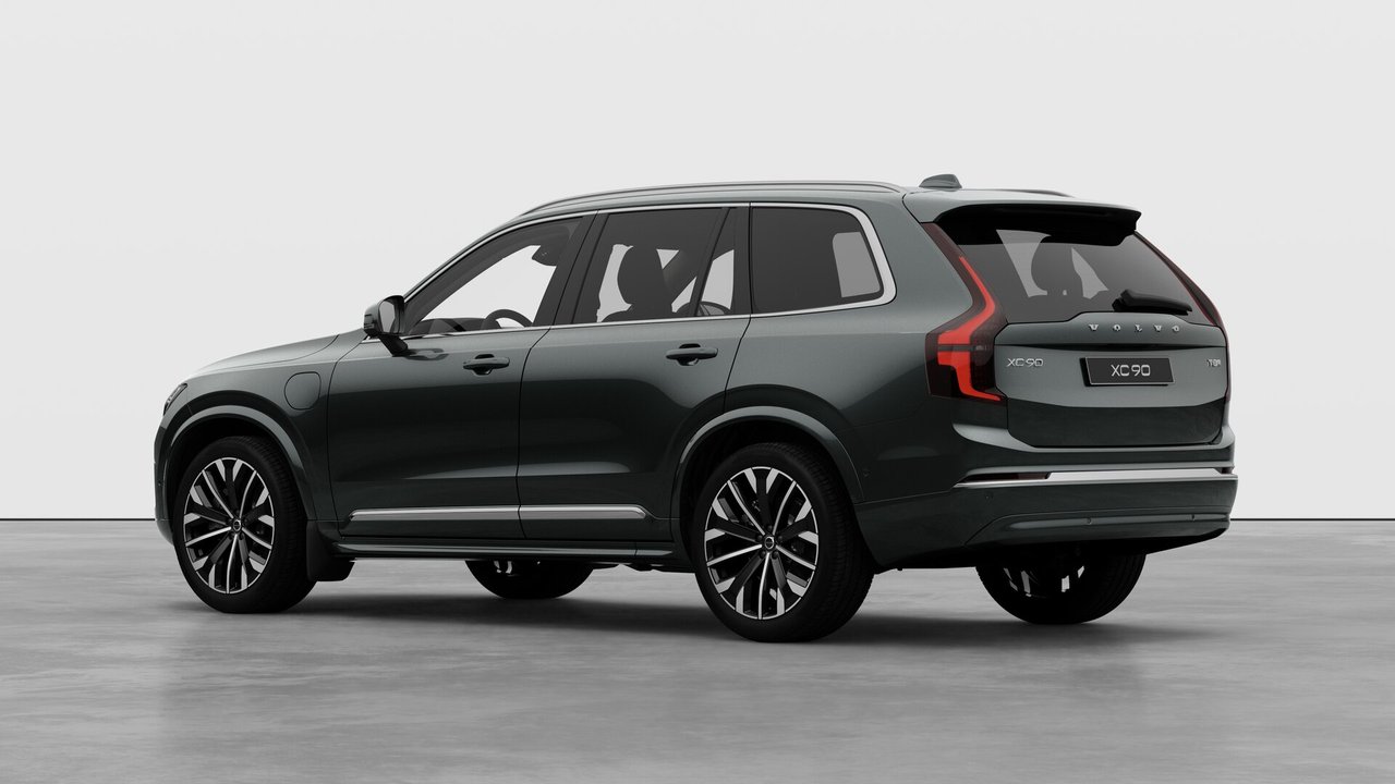 2027 Volvo XC90 Plug-in hybrid - Image 2