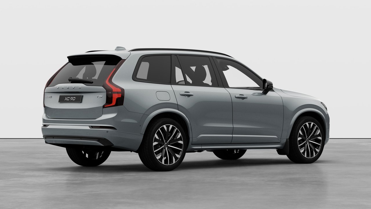 2027 Volvo XC90 Plug-in hybrid - Image 4