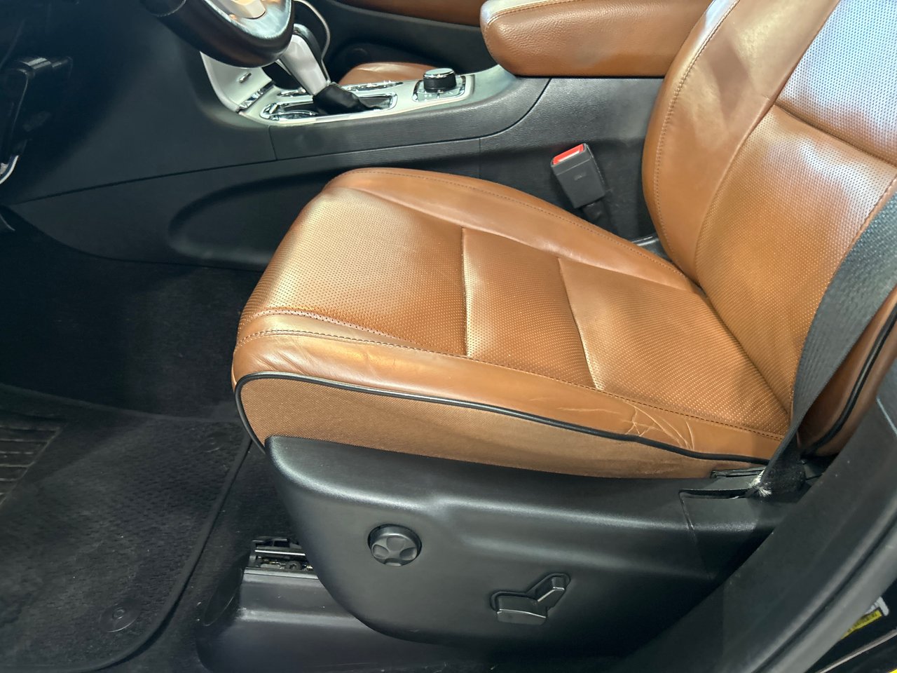 2021 Jeep Grand Cherokee - Image 18
