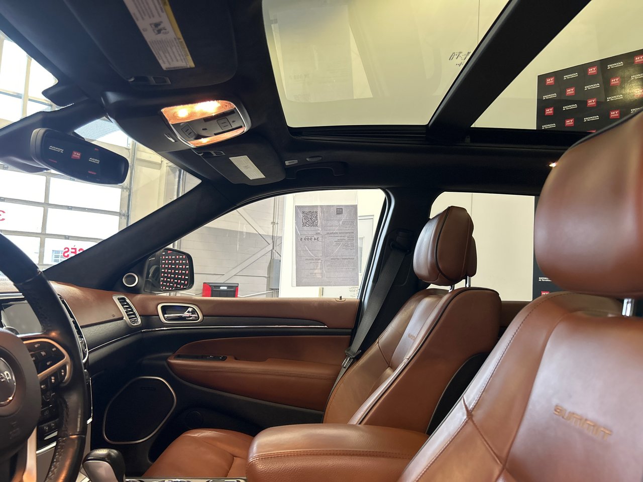 2021 Jeep Grand Cherokee - Image 19