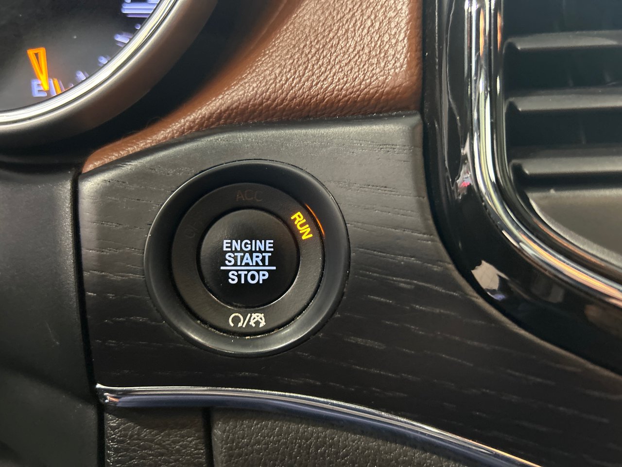 2021 Jeep Grand Cherokee - Image 26