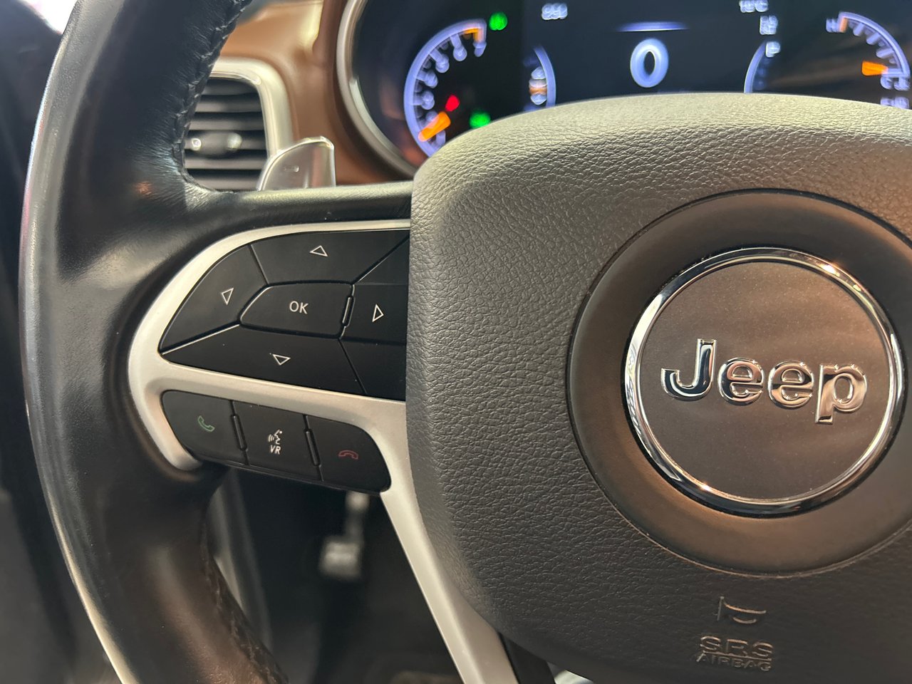 2021 Jeep Grand Cherokee - Image 31