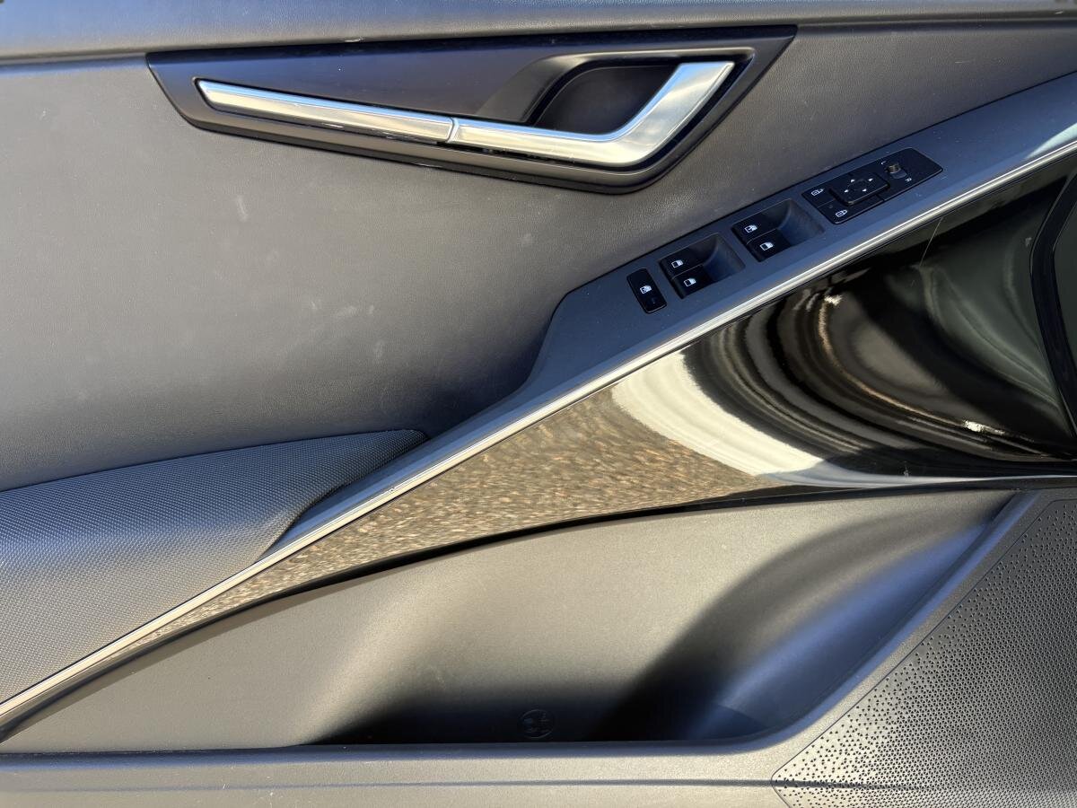 2024 Kia Niro EV - Image 20