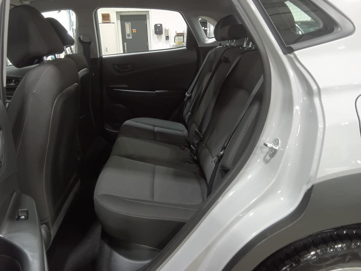2022 Hyundai Kona - Image 12
